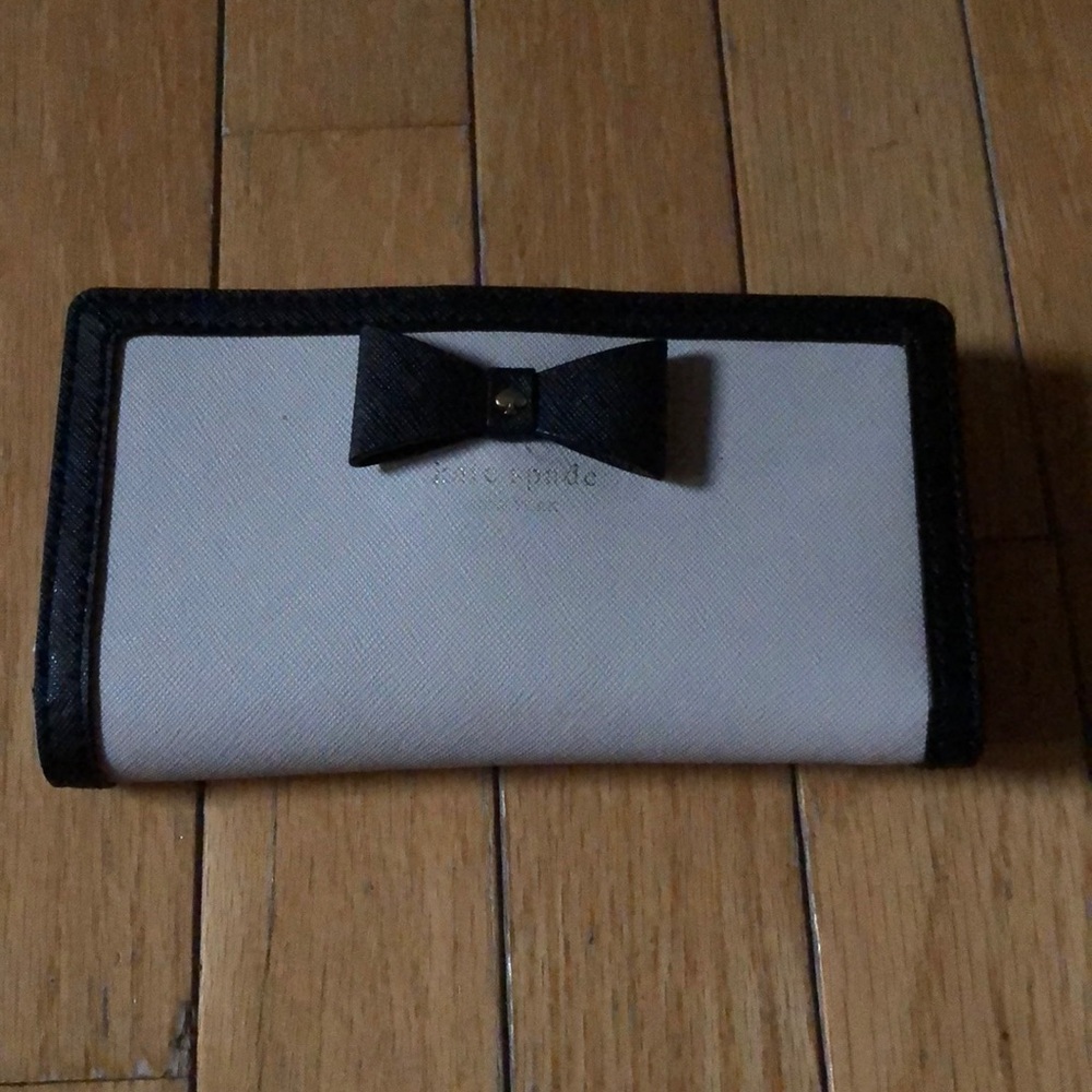 Kate Spade wallet